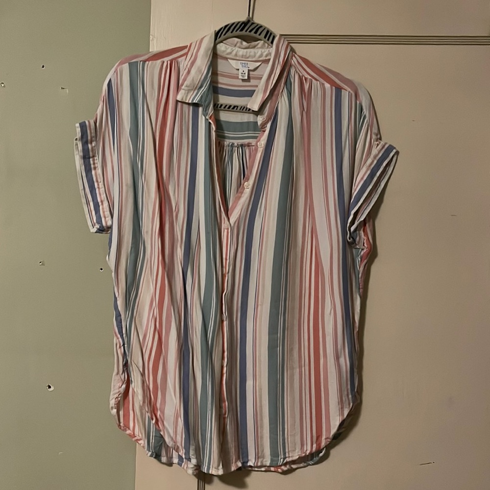 Time and tru rainbow button shirt